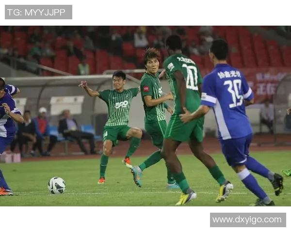 广州与杭州足球队对决战术分析及赛后复盘全景解析